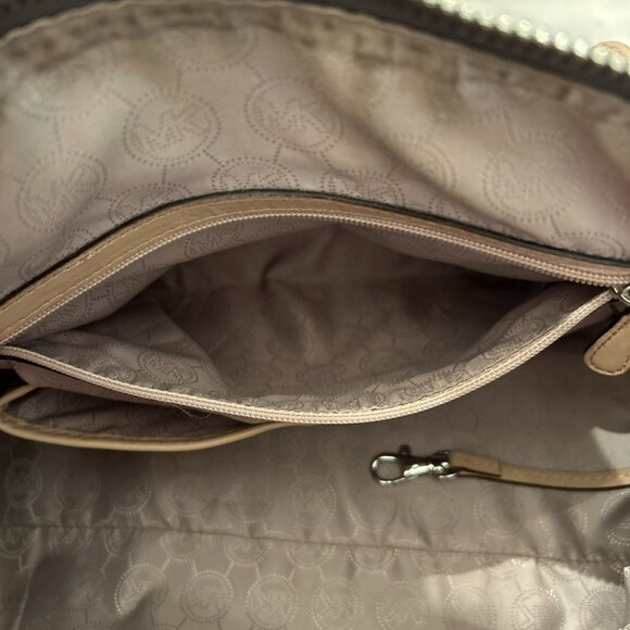 Michael Kors Reflective Metallic Duffle Bag - Vintage - Picture 11 of 12